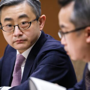 「銀行利息が低下する中であなたの資産を守る!預金者保証条項の重要性を解説」