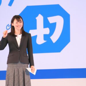 「通勤・通学に最適！快適でおしゃれな通学靴の選び方ガイド」