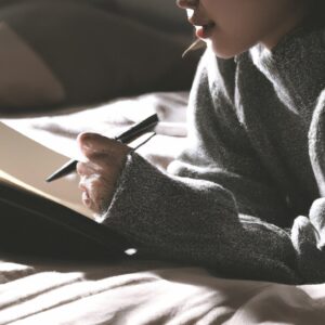 "魂の成長と霊性の探求：日常生活で感じる深いつながりを解き明かす"