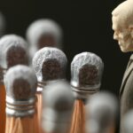 "脳の発達と心の絆を深める：アタッチメント理論が教える子どもの成長と精神健康"