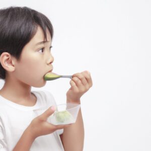 "脳を育む食事法:脳の成長を促進するバランスの取れた食事ガイド"