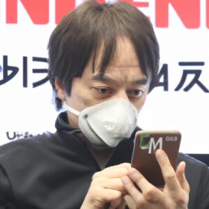 「SNSのやりすぎが引き起こす対人関係の危機!あなたの人間関係は大丈夫?」