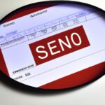 「SNSの使い過ぎがもたらす影響：なぜ自己評価が低下してしまうのか？」